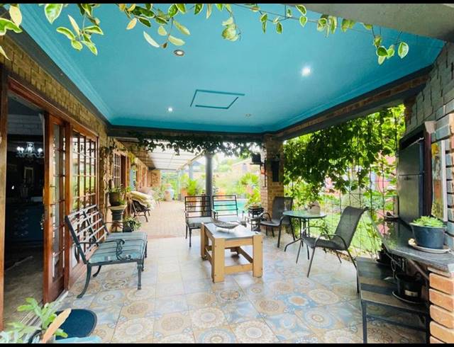 5 BEDROOM HOUSE FOR SALE IN SELCOURT